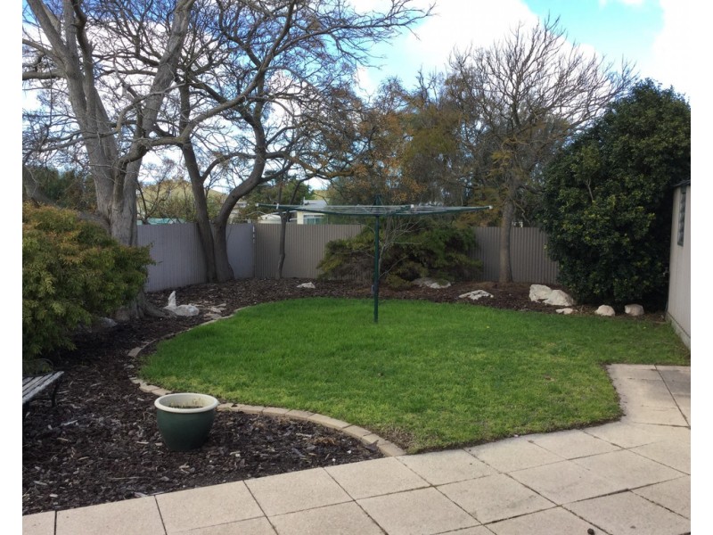 31 Warooka Road, Yorketown SA 5576