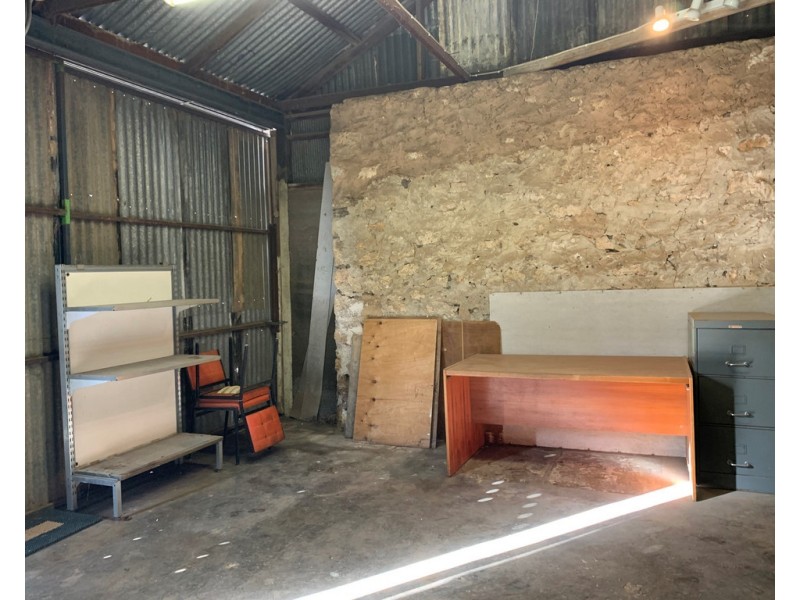 31 Warooka Road, Yorketown SA 5576