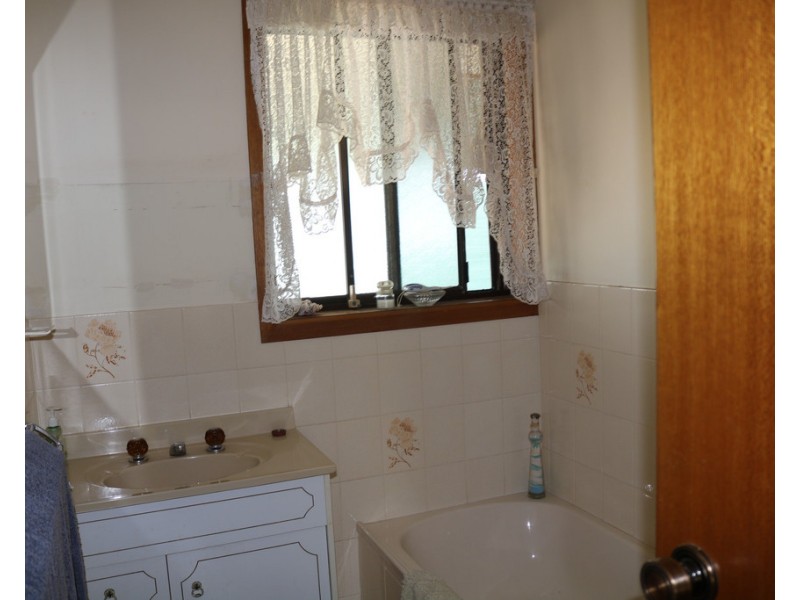 20 FOURTH STREET, Wool Bay SA 5575