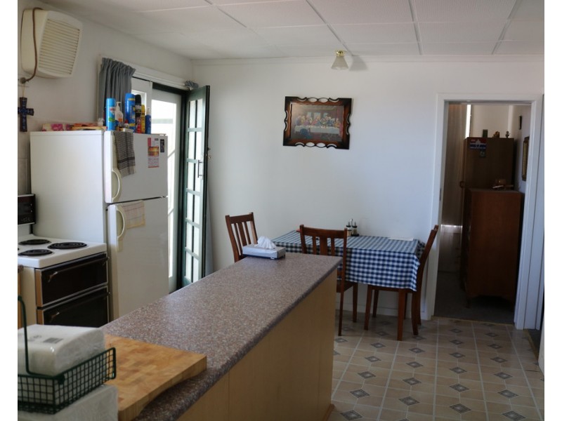 42 KULPARA STREET, Clinton SA 5570