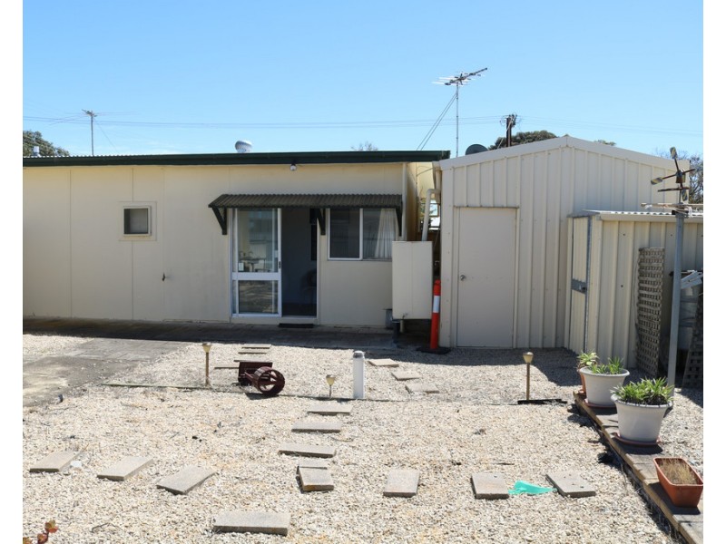 42 KULPARA STREET, Clinton SA 5570