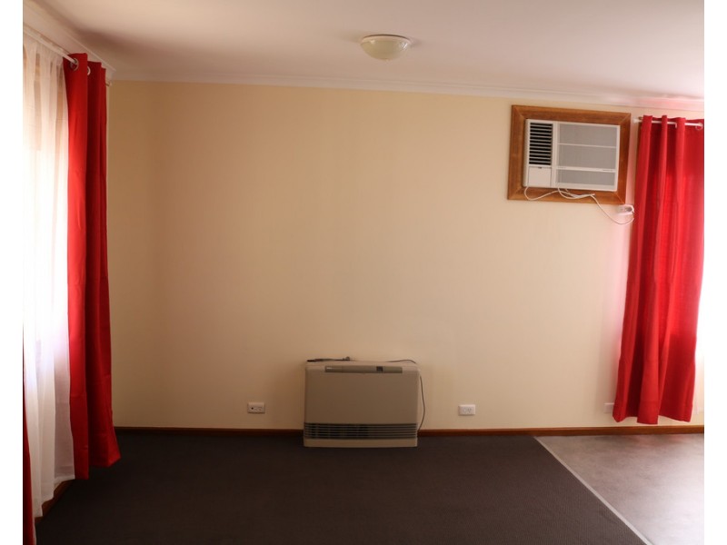 40 BRIDGE ROAD, Ardrossan SA 5571