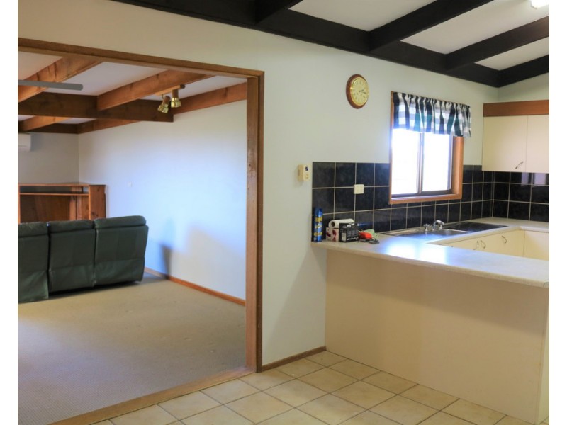 42 BRIDGE ROAD, Ardrossan SA 5571