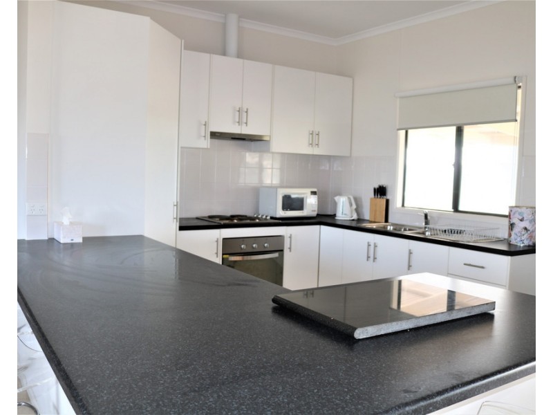 2-4 BRAMLEY ROAD, Edithburgh SA 5583