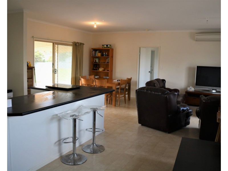2-4 BRAMLEY ROAD, Edithburgh SA 5583