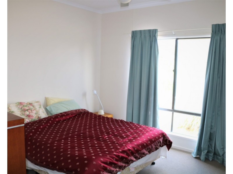 2-4 BRAMLEY ROAD, Edithburgh SA 5583