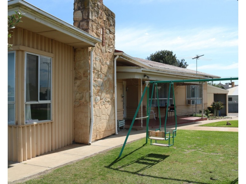 8 FIFTH STREET, Curramulka SA 5580