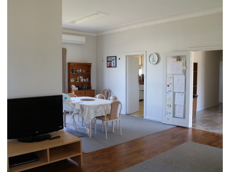 8 FIFTH STREET, Curramulka SA 5580