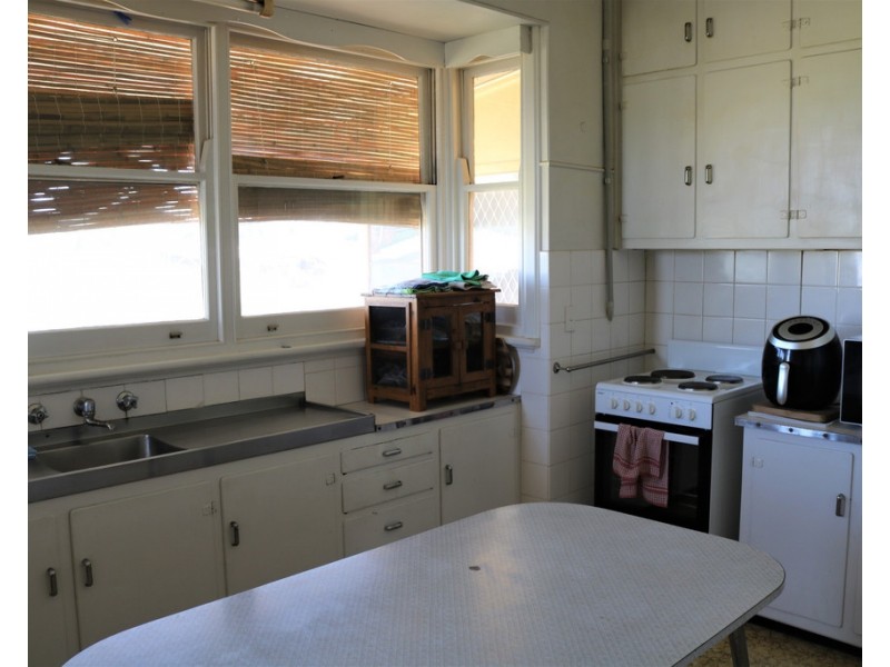 8 FIFTH STREET, Curramulka SA 5580