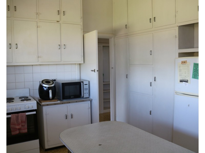 8 FIFTH STREET, Curramulka SA 5580