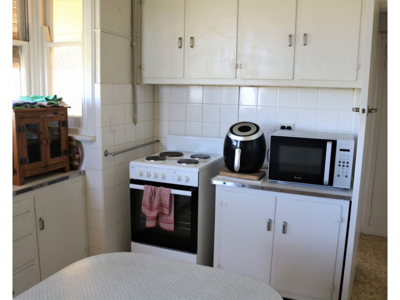 8 FIFTH STREET, Curramulka SA 5580