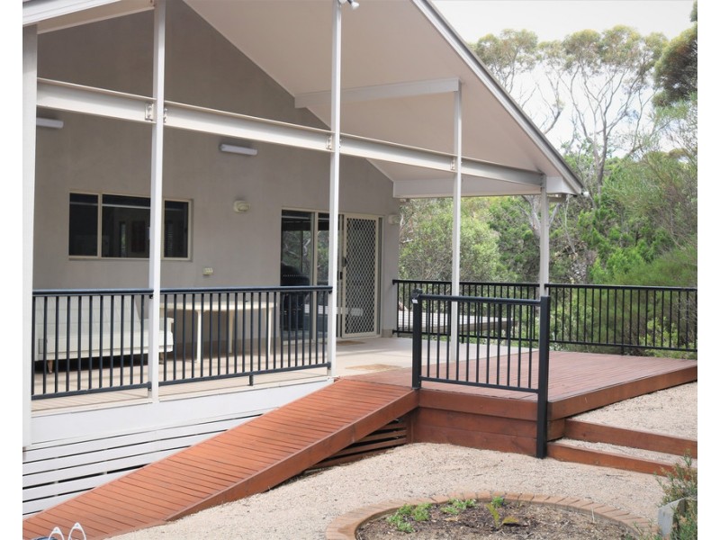 12 Lime Kiln Road, Port Vincent SA 5581