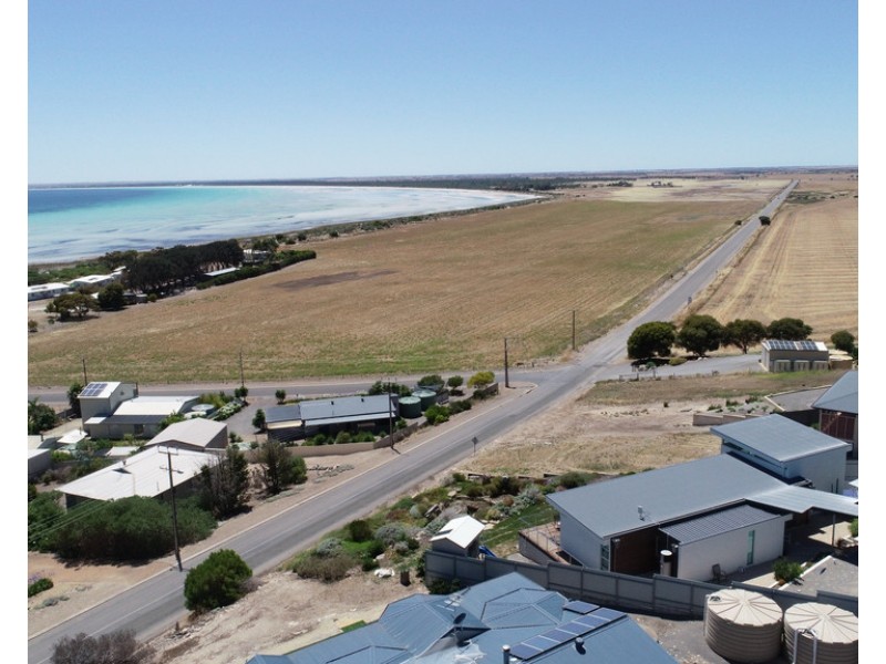 3 BRUTUS ROAD, Point Turton SA 5575