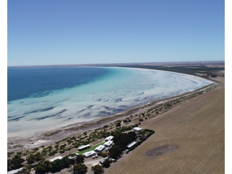 3 BRUTUS ROAD, Point Turton SA 5575