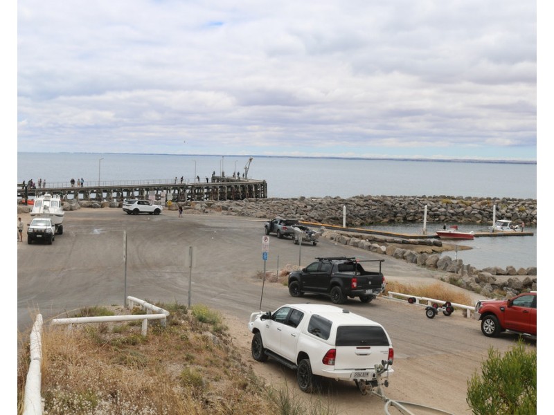 3 BRUTUS ROAD, Point Turton SA 5575