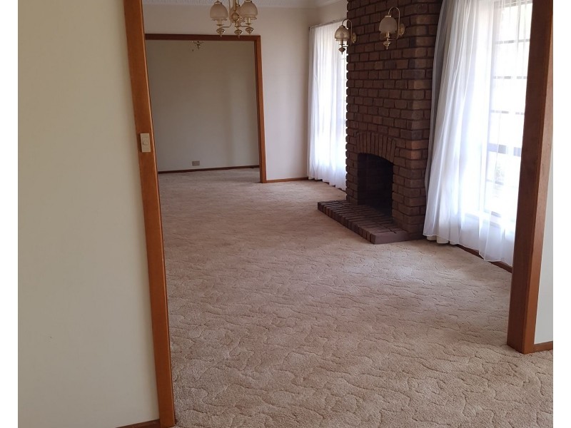 25 Belmont Crescent, Maitland SA 5573