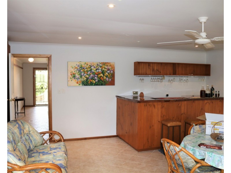 10 RAMSAY STREET, Port Vincent SA 5581