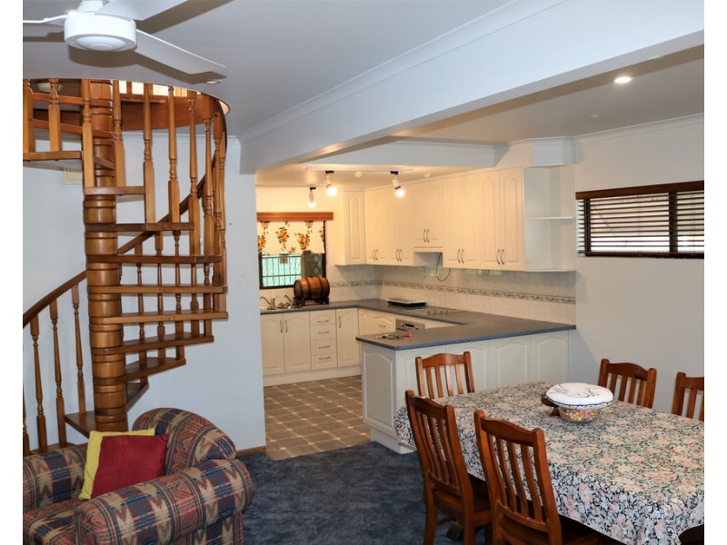 10 RAMSAY STREET, Port Vincent SA 5581
