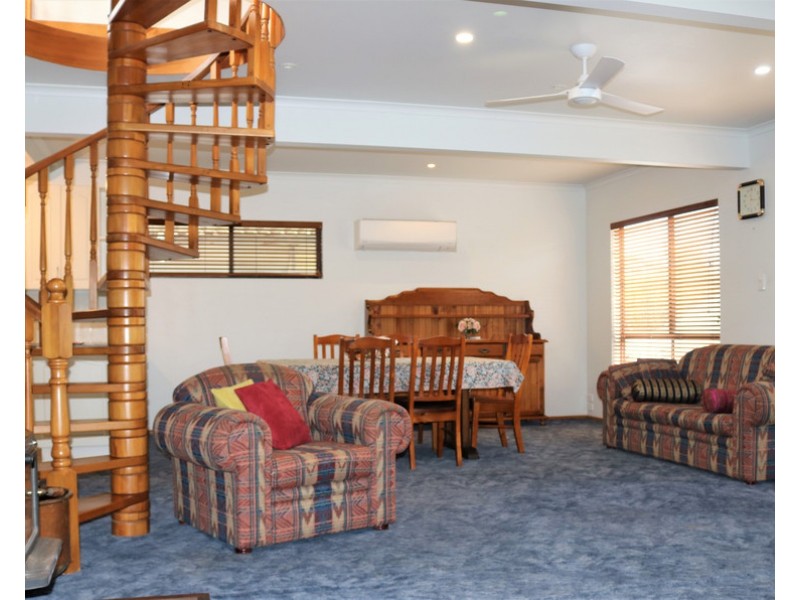 10 RAMSAY STREET, Port Vincent SA 5581