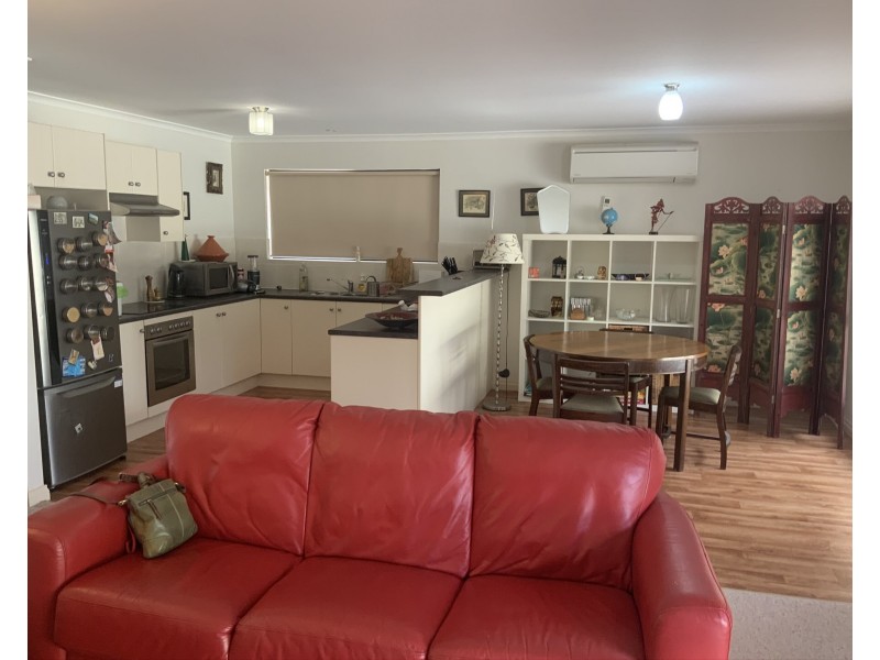 3 / 16 NARRUNG ROAD, Meningie SA 5264