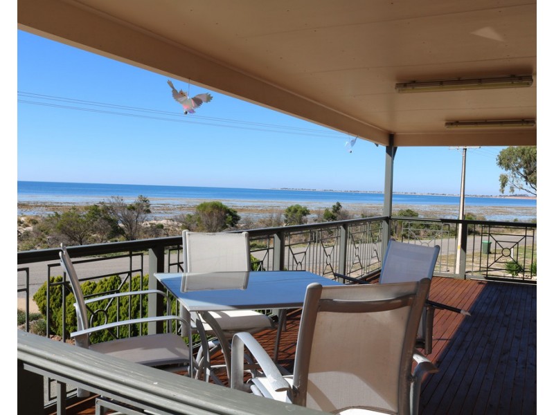 22 ESPLANADE, Pine Point SA 5571