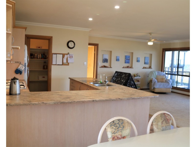 22 ESPLANADE, Pine Point SA 5571