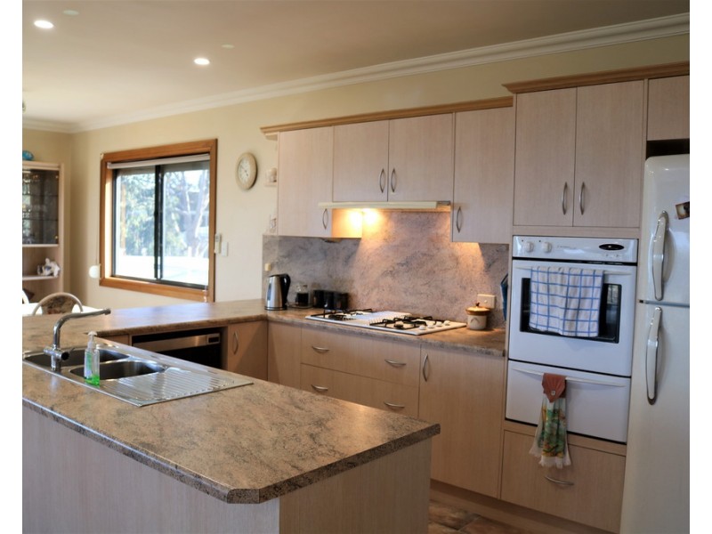 22 ESPLANADE, Pine Point SA 5571