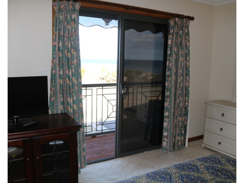 22 ESPLANADE, Pine Point SA 5571