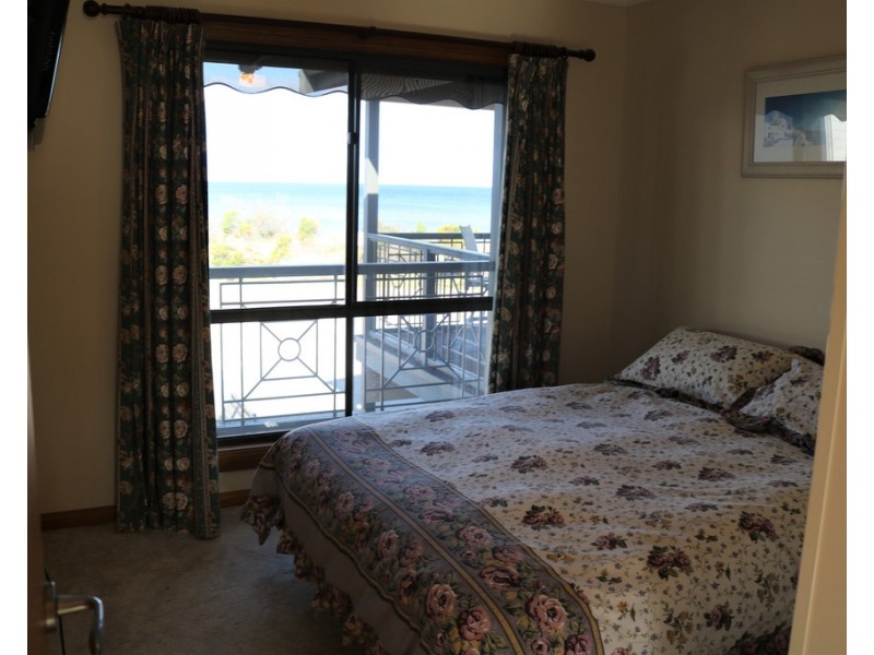22 ESPLANADE, Pine Point SA 5571
