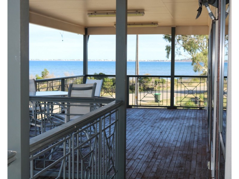 22 ESPLANADE, Pine Point SA 5571