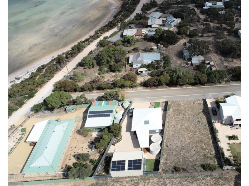 15 WELLINGTON DRIVE, Port Julia SA 5575