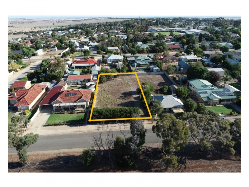 31 North Terrace, Maitland SA 5573