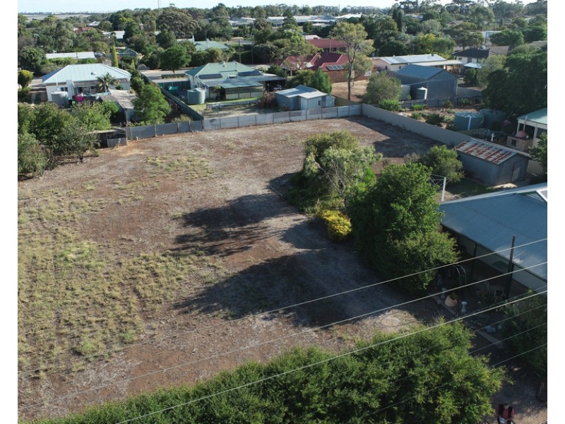 31 North Terrace, Maitland SA 5573