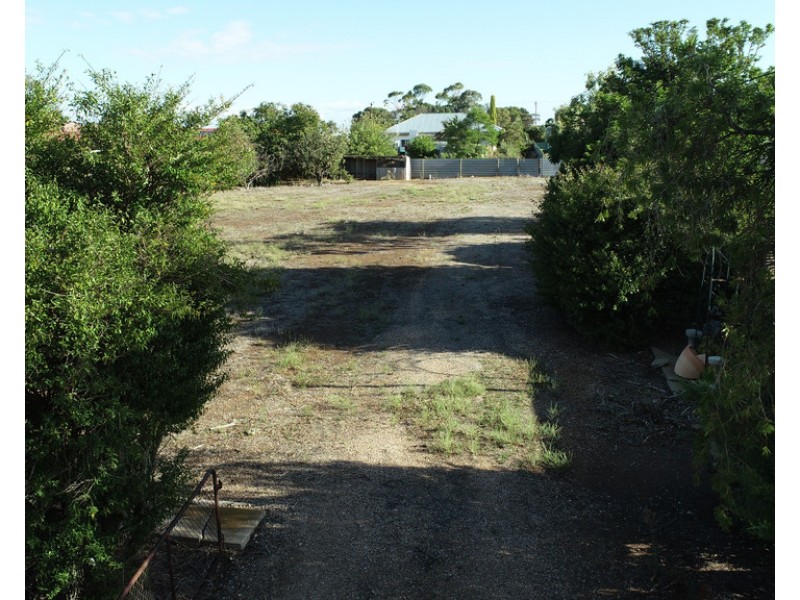 31 North Terrace, Maitland SA 5573