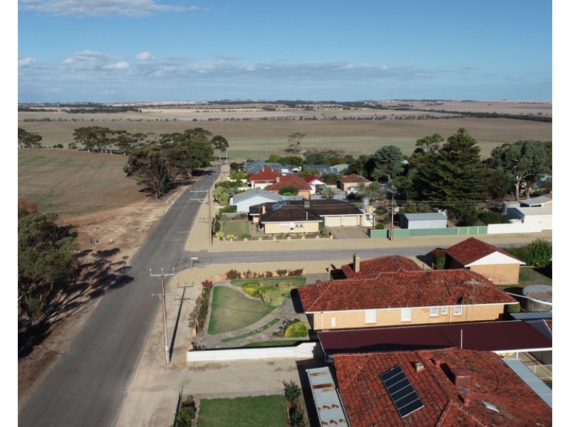 31 North Terrace, Maitland SA 5573