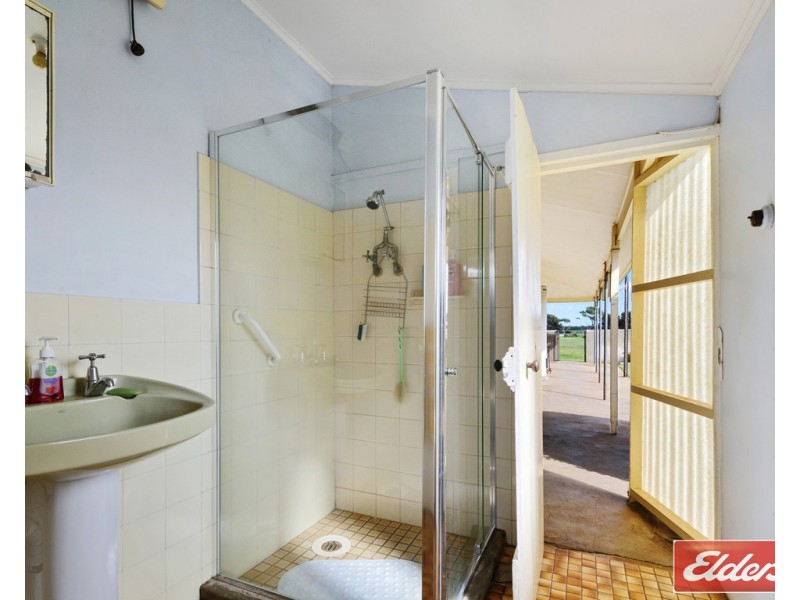 6015 St Vincent Highway, Coobowie SA 5583