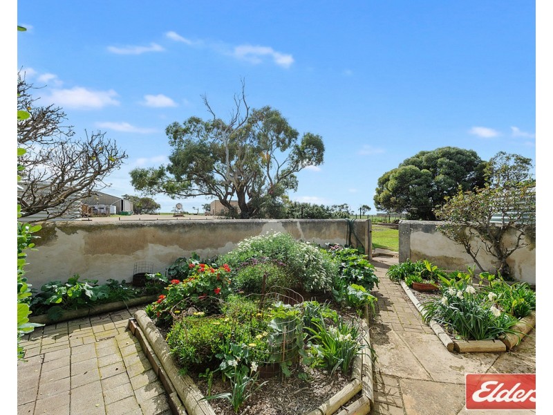 6015 St Vincent Highway, Coobowie SA 5583