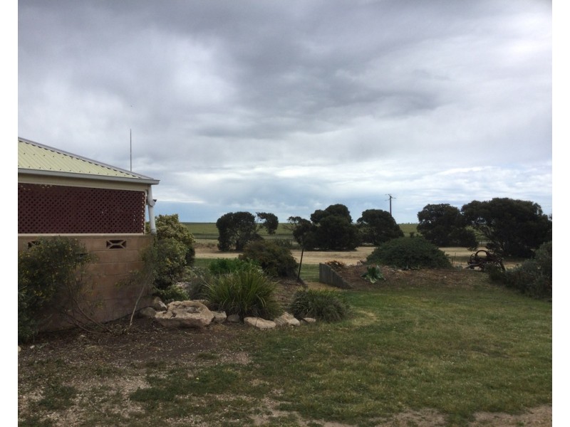 3707 St Vincent Hwy, Stansbury SA 5582