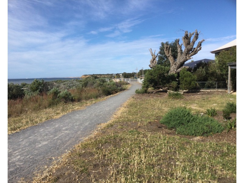 21 MINLACOWIE ROAD, Port Vincent SA 5581