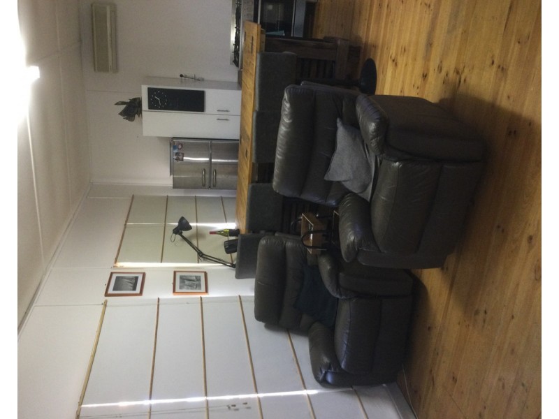 21 MINLACOWIE ROAD, Port Vincent SA 5581