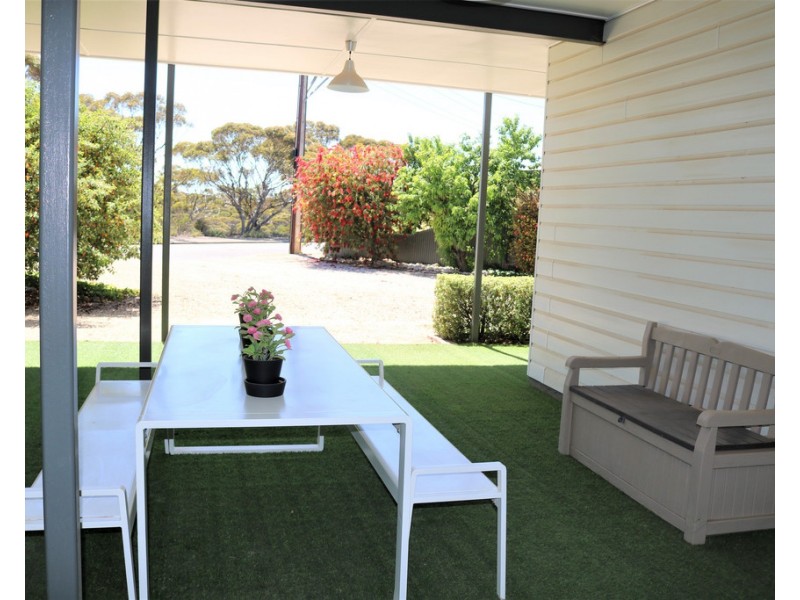 3 BUTTFIELD AVENUE, Port Vincent SA 5581