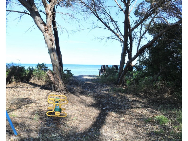 61 MUD ALLEY, Foul Bay SA 5577