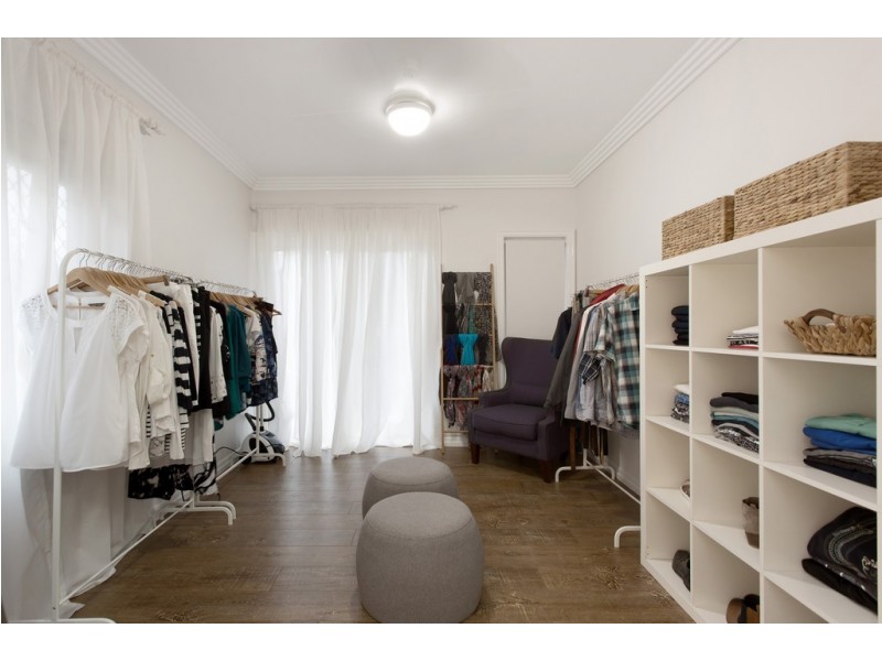 32 Eleanor Street, Carina QLD 4152