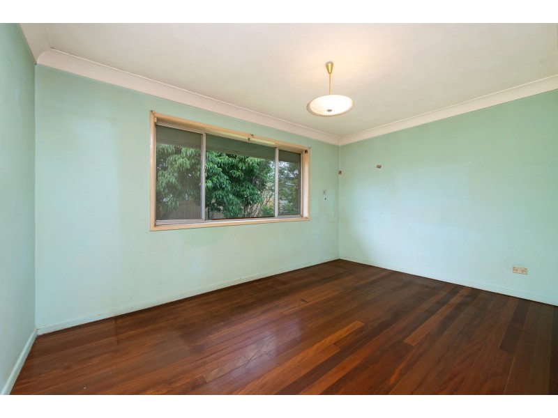 15 Chater Street, Carina QLD 4152