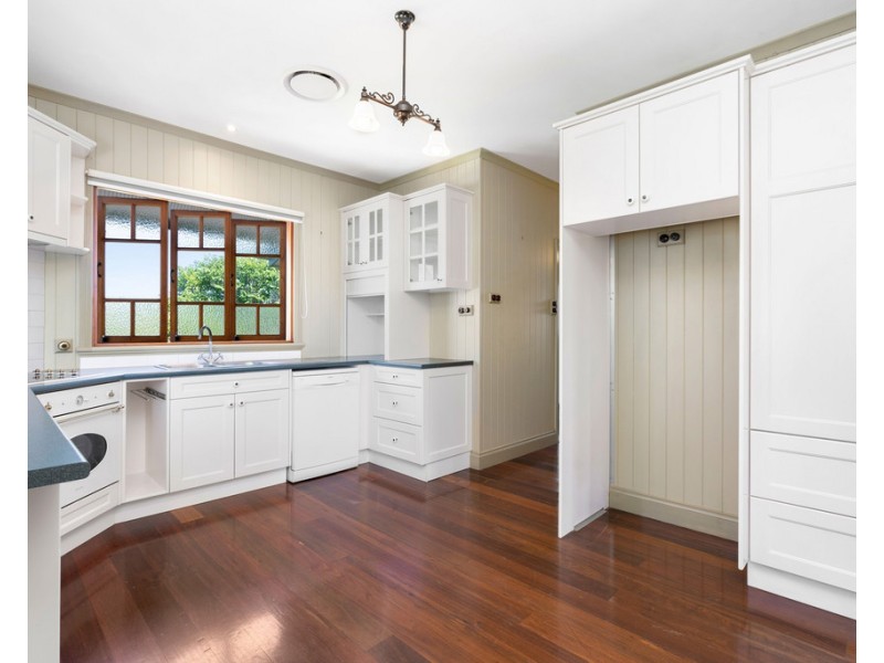 6 Birdwood Road, Carina Heights QLD 4152