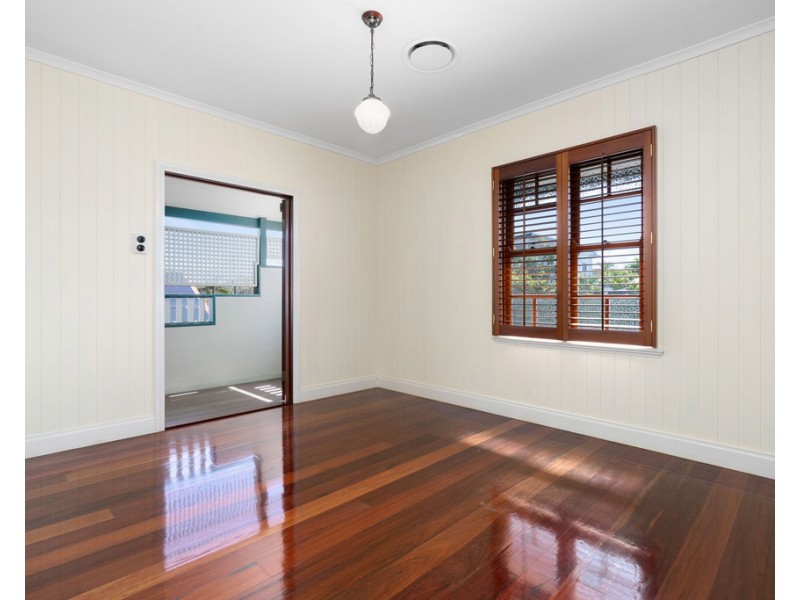 6 Birdwood Road, Carina Heights QLD 4152