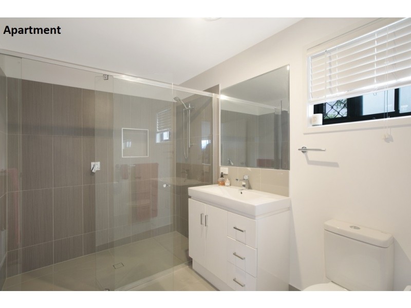 99 Riding Road, Hawthorne QLD 4171