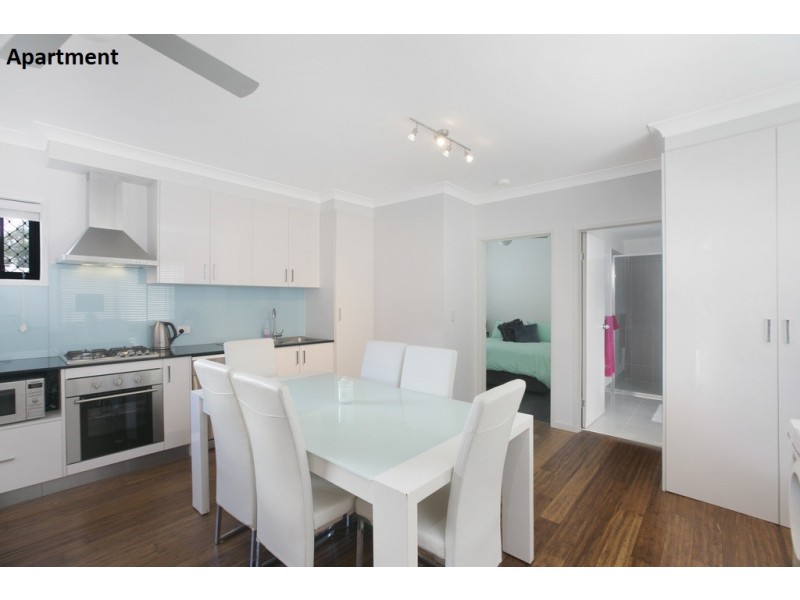99 Riding Road, Hawthorne QLD 4171