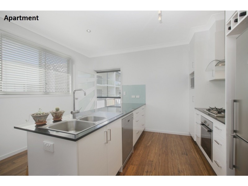 99 Riding Road, Hawthorne QLD 4171