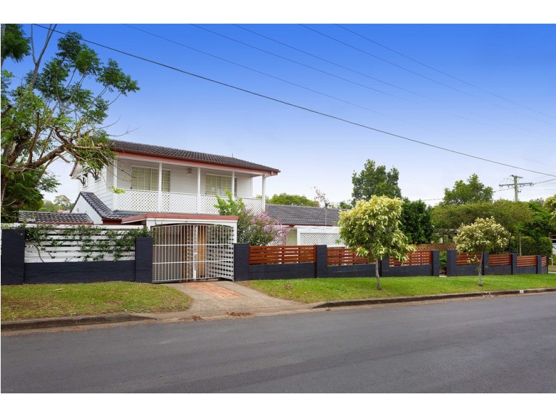 6 Chater Street, Carina QLD 4152